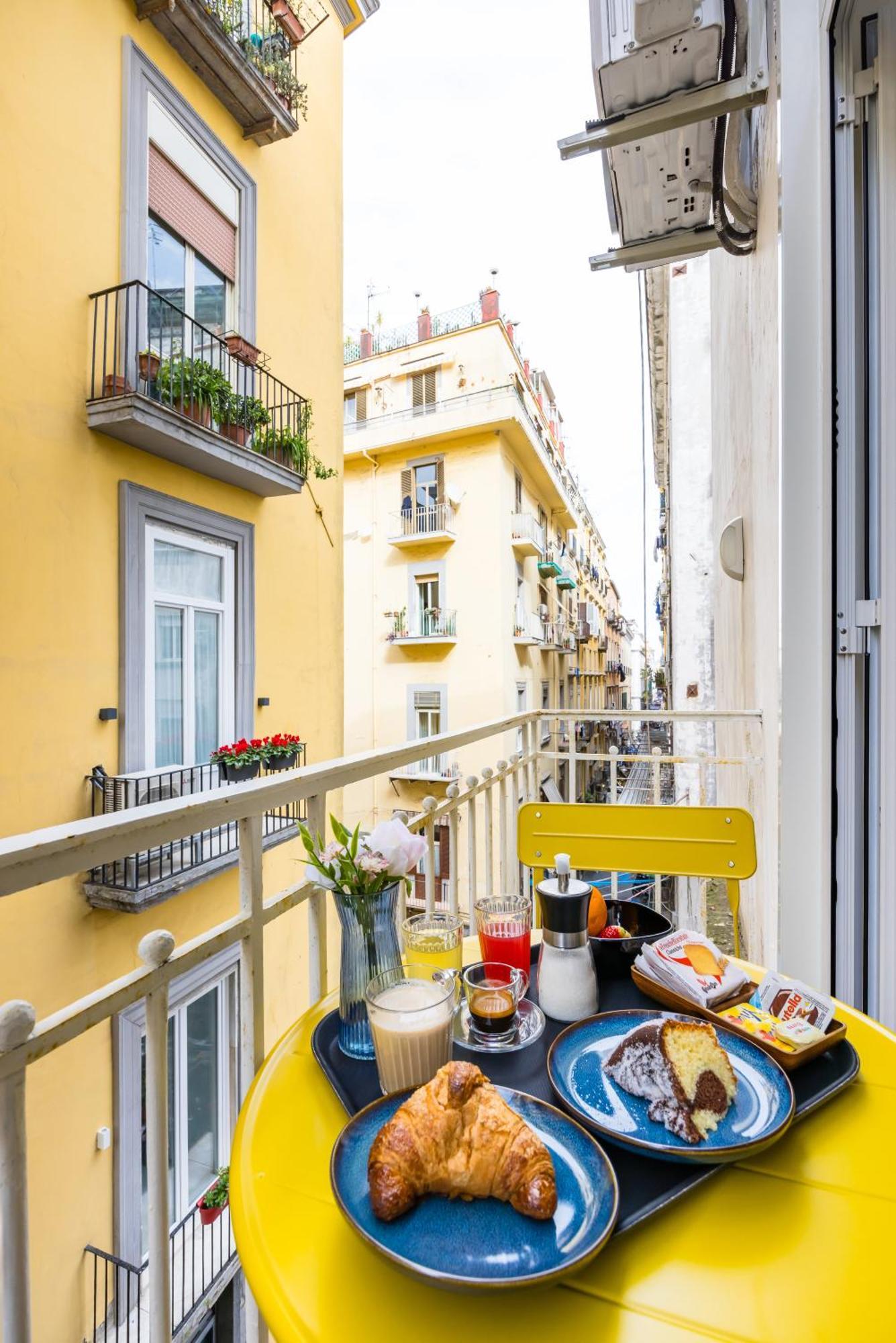 Couette-café L'angolo D'o Core Naples