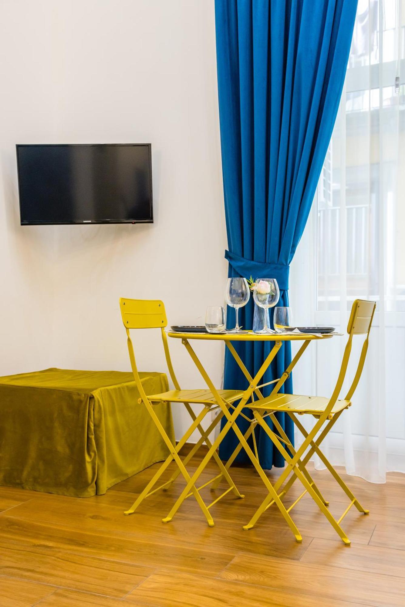 Bed & Breakfast L'angolo D'o Core Naples